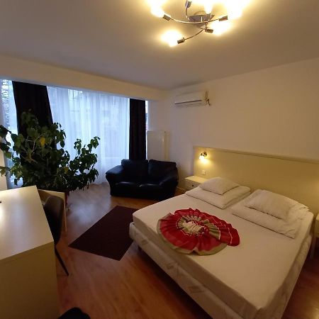 Pensiunea Riunione Brasov Exterior photo