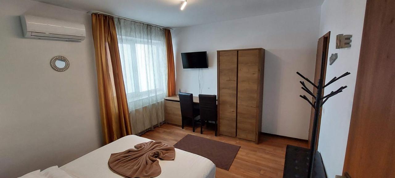 Pensiunea Riunione Brasov Exterior photo